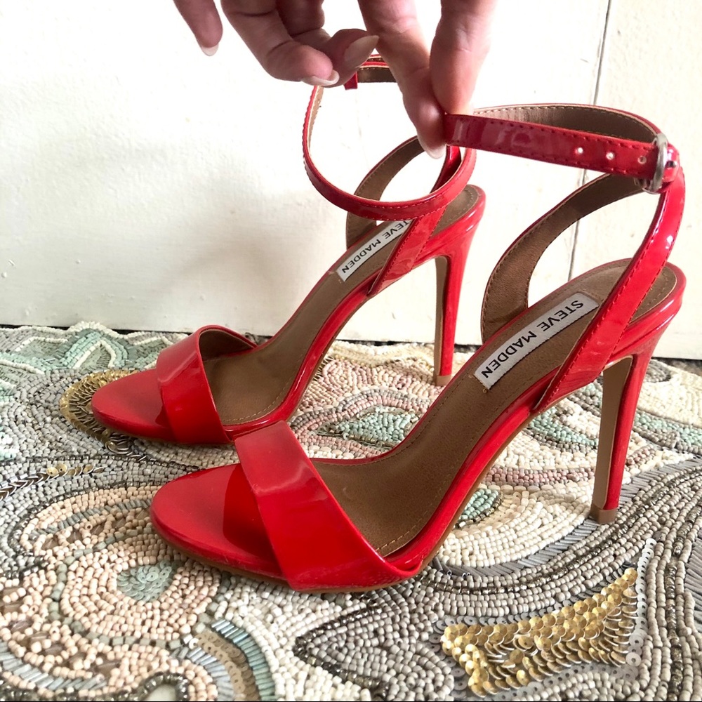 Steve Madden red heels size 6 with ankle strap